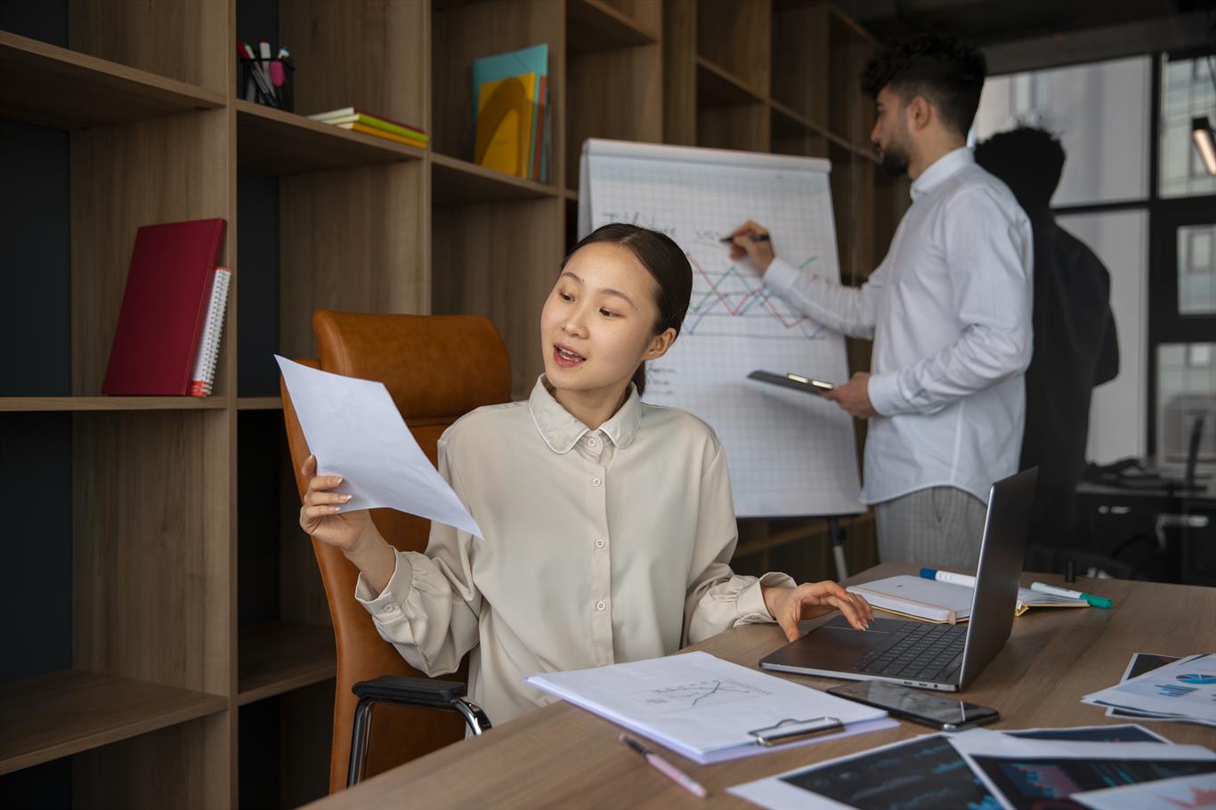 Phong thuỷ văn phòng: Hướng dẫn toàn tập thu hút tài lộc, thịnh vượng Phong thuỷ văn phòng: Hướng dẫn toàn tập thu hút tài lộc, thịnh vượng